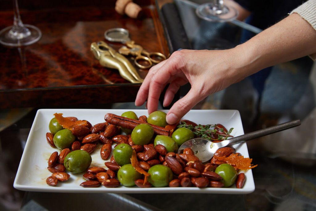 Holiday-Spiced Olives and Roasted Almonds with Thyme Gluten-Free Recipe