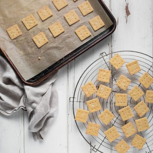 Gluten Free Wheat Thins Recipe: Crisp, Buttery Crackers with Easy to ...