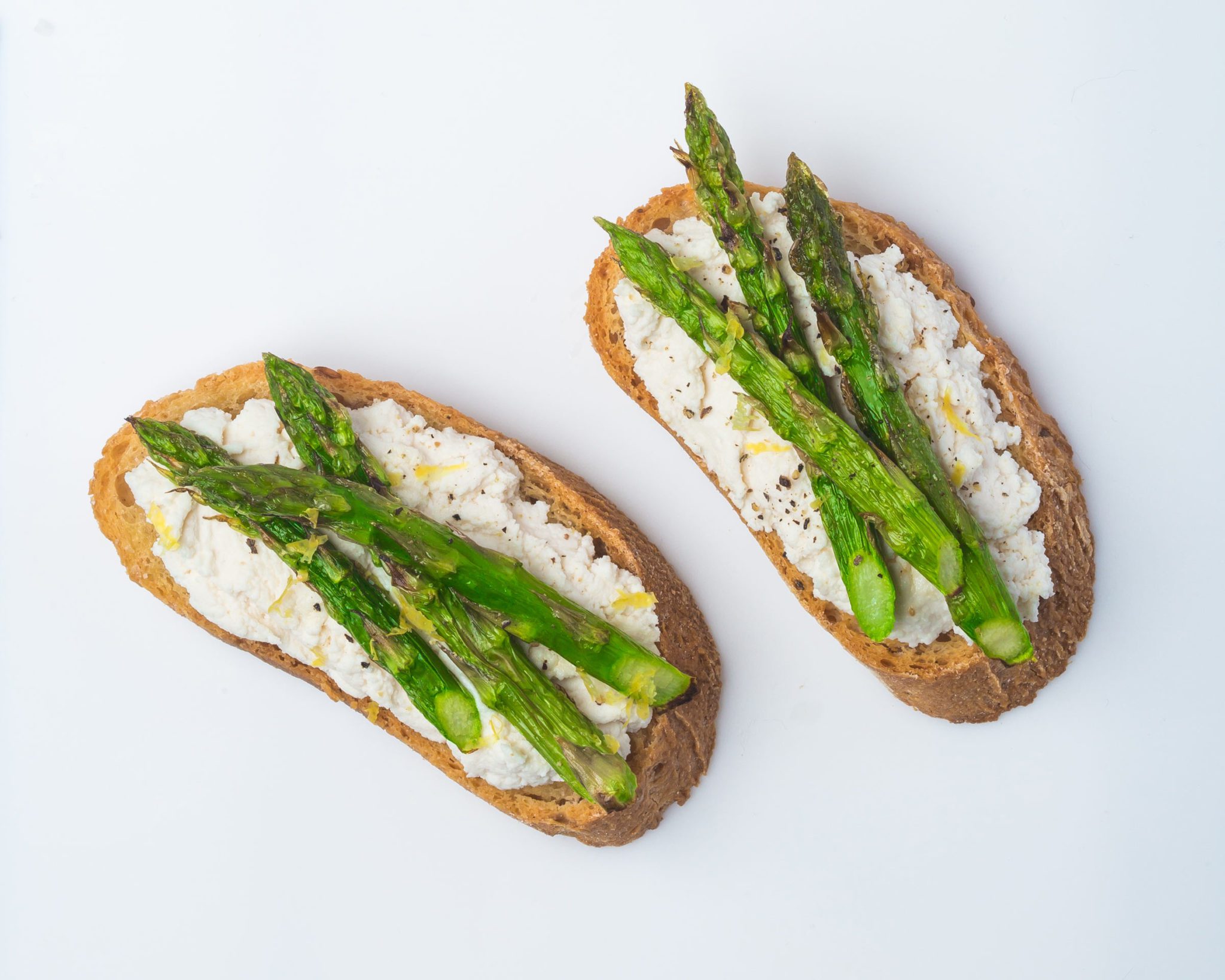 AsparagusRicottaToasts GFF Magazine