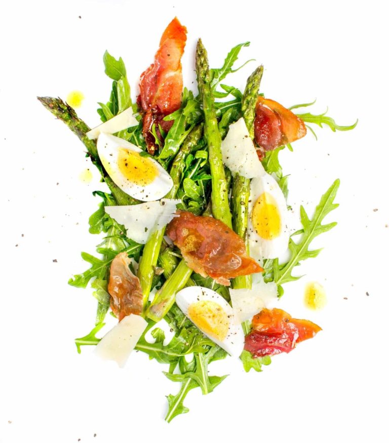 gluten free lunch roasted asparagus salad with crispy proscuitto and