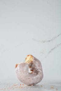 gluten free vanilla doughnuts